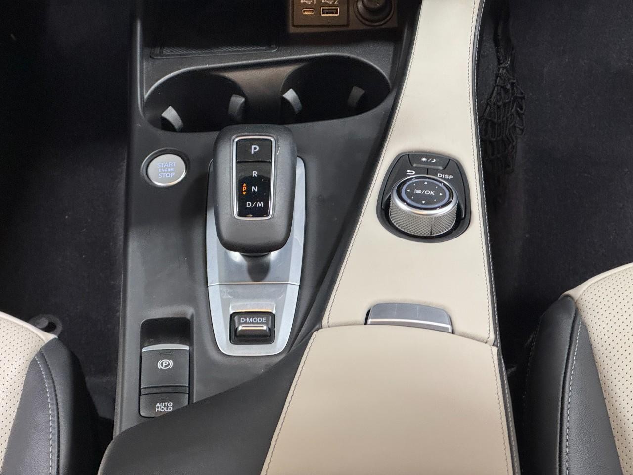 INFINITI QX55 Vehicle Full-screen Gallery Image 16