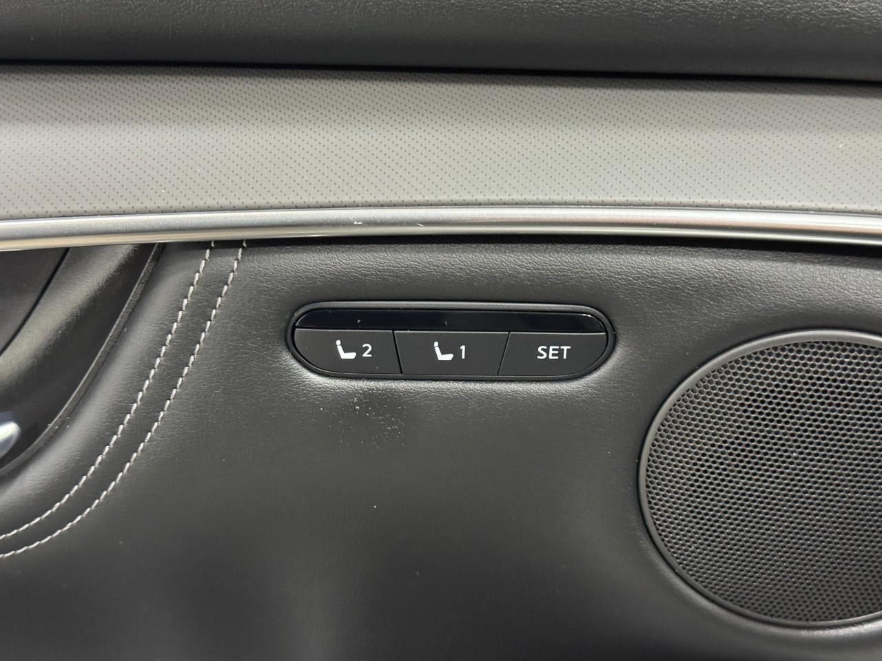 INFINITI QX55 Vehicle Full-screen Gallery Image 22