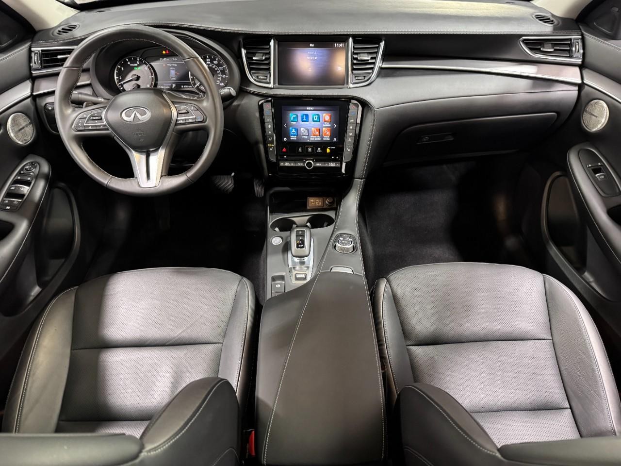 INFINITI QX50 Vehicle Full-screen Gallery Image 12