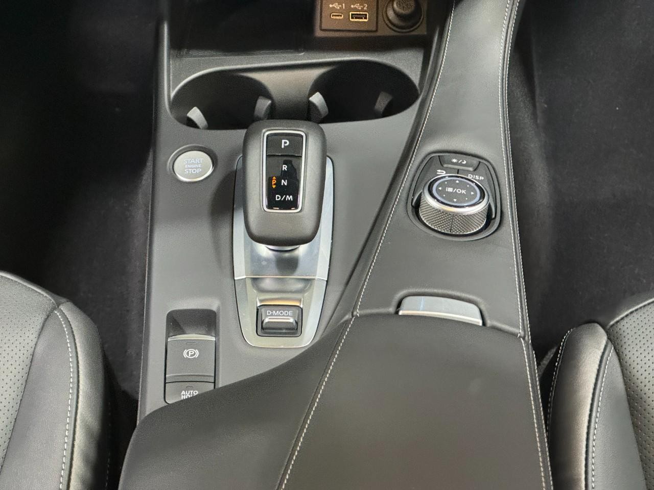 INFINITI QX50 Vehicle Full-screen Gallery Image 16