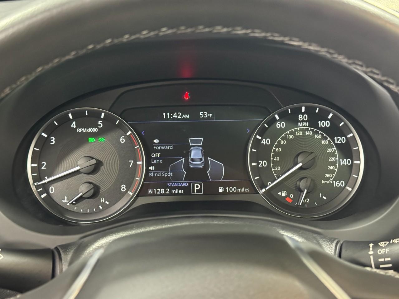 INFINITI QX50 Vehicle Full-screen Gallery Image 33