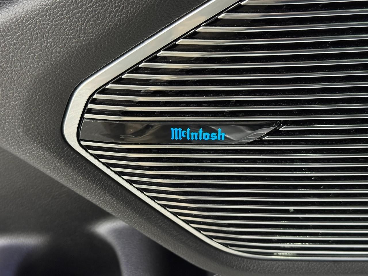 Jeep Grand Cherokee L Vehicle Full-screen Gallery Image 28