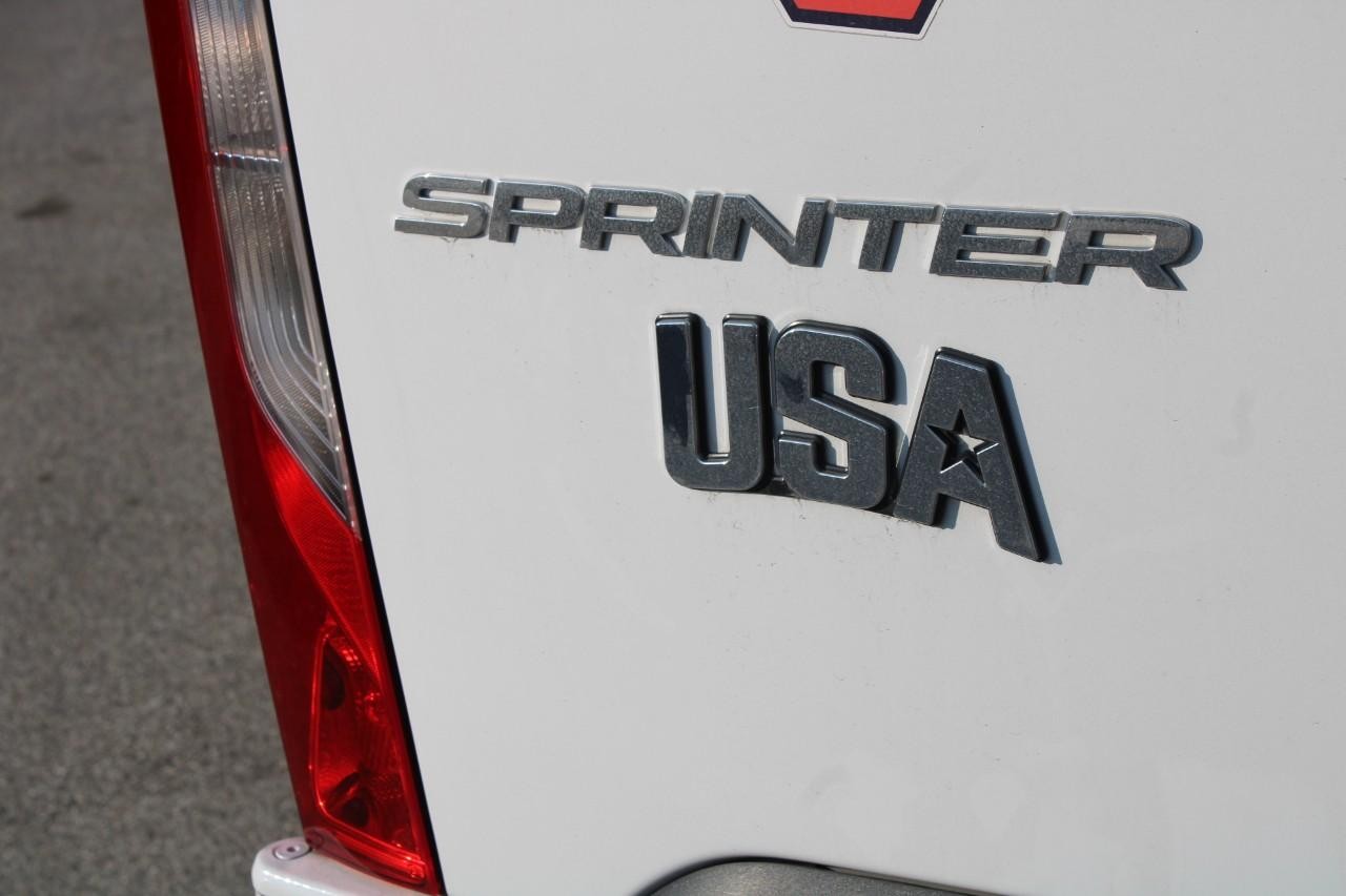 Mercedes-Benz Sprinter Cargo Van Vehicle Full-screen Gallery Image 13