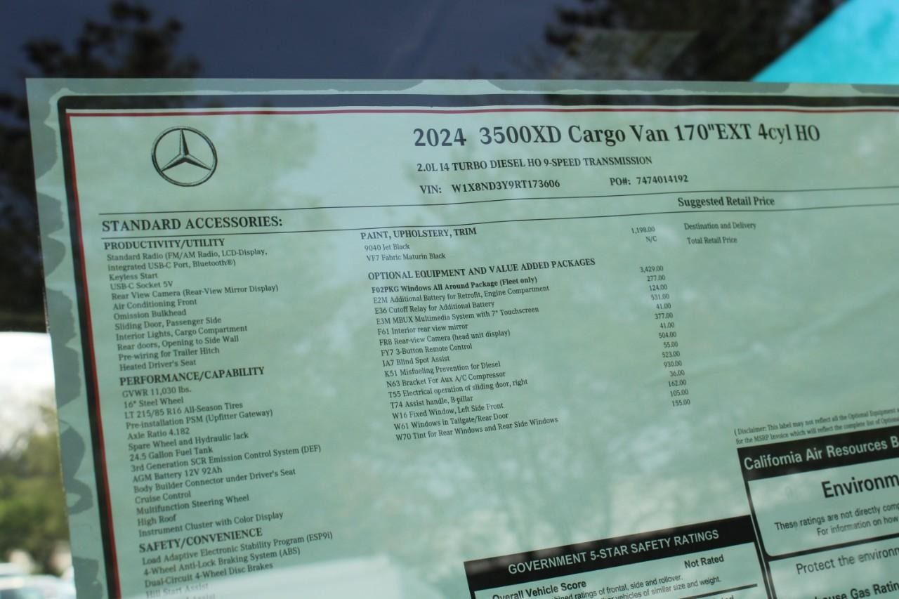 Mercedes-Benz Sprinter Cargo Van Vehicle Full-screen Gallery Image 7