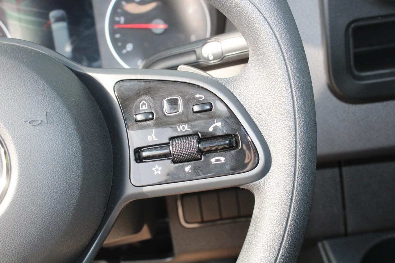 Mercedes-Benz Sprinter Cargo Van Vehicle Full-screen Gallery Image 16