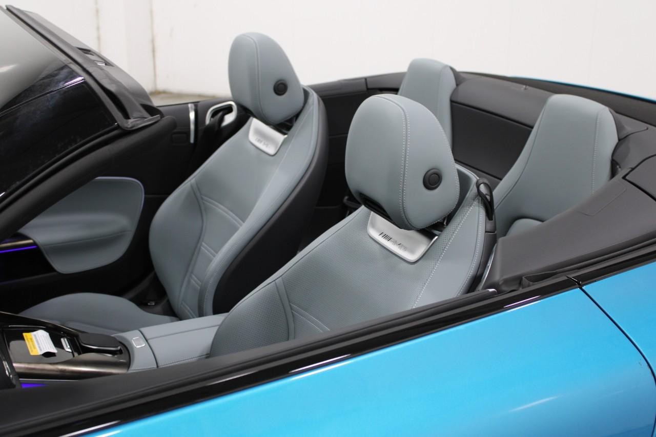 Mercedes-Benz SL Vehicle Full-screen Gallery Image 18