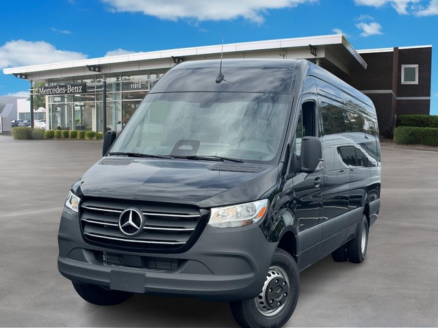 more details - mercedes-benz sprinter cargo van