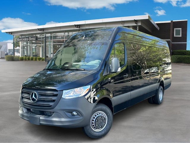 more details - mercedes-benz sprinter cargo van