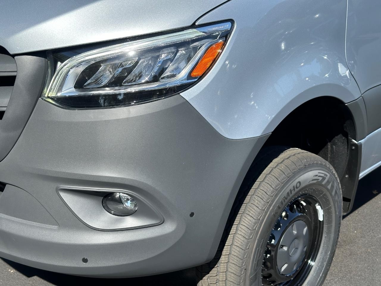 Mercedes-Benz Sprinter Cargo Van Vehicle Full-screen Gallery Image 9