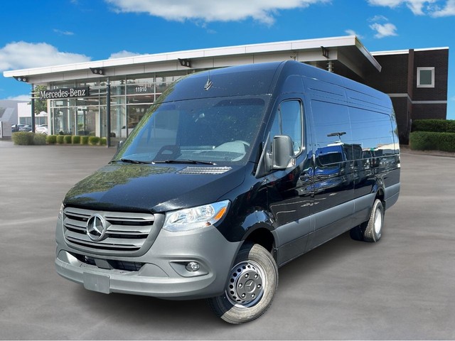 more details - mercedes-benz sprinter cargo van