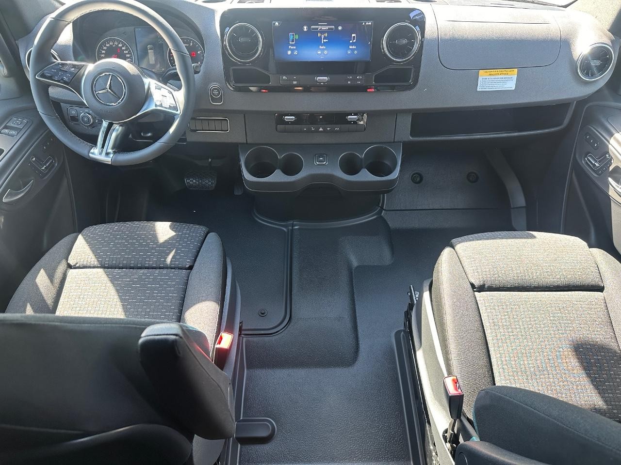 Mercedes-Benz Sprinter Cargo Van Vehicle Full-screen Gallery Image 14