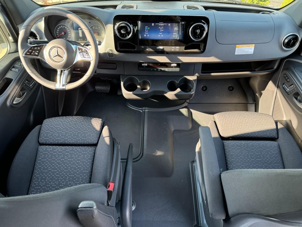 Mercedes-Benz Sprinter Cargo Van Vehicle Full-screen Gallery Image 6