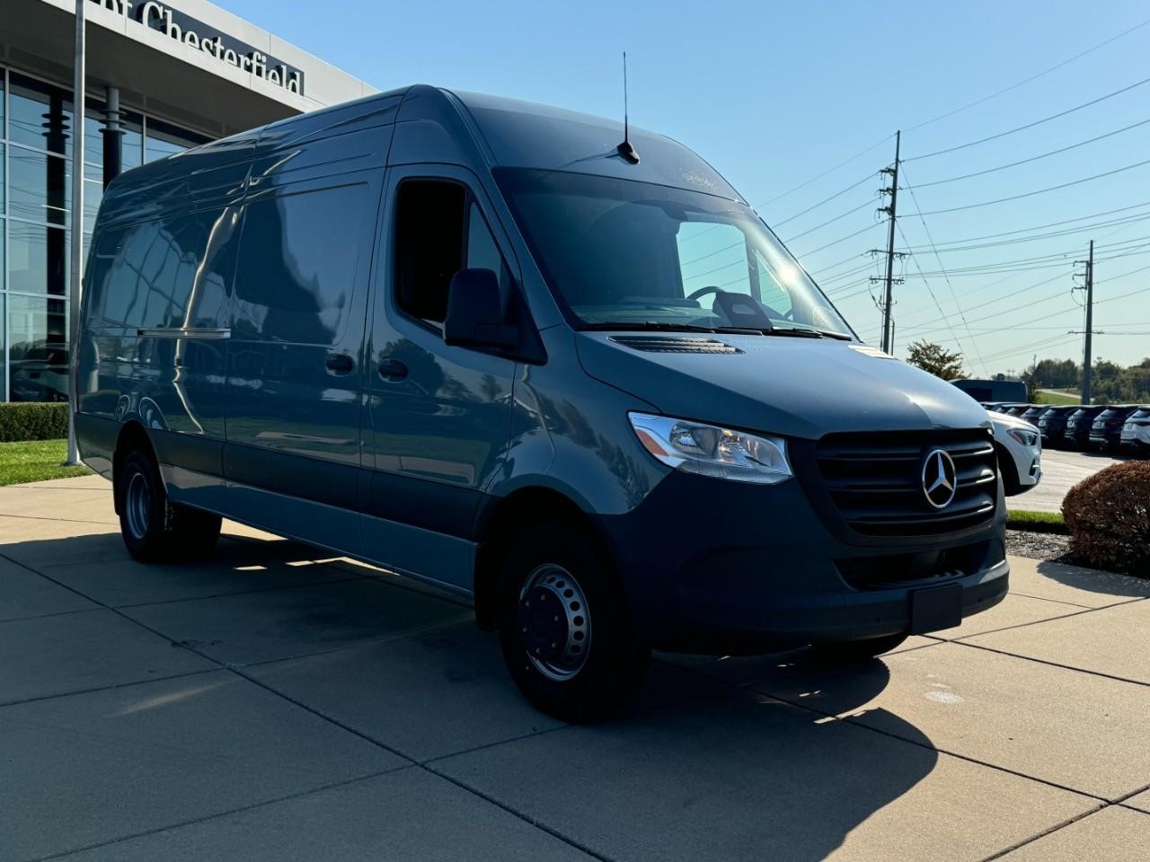 Mercedes-Benz Sprinter Cargo Van Vehicle Full-screen Gallery Image 11