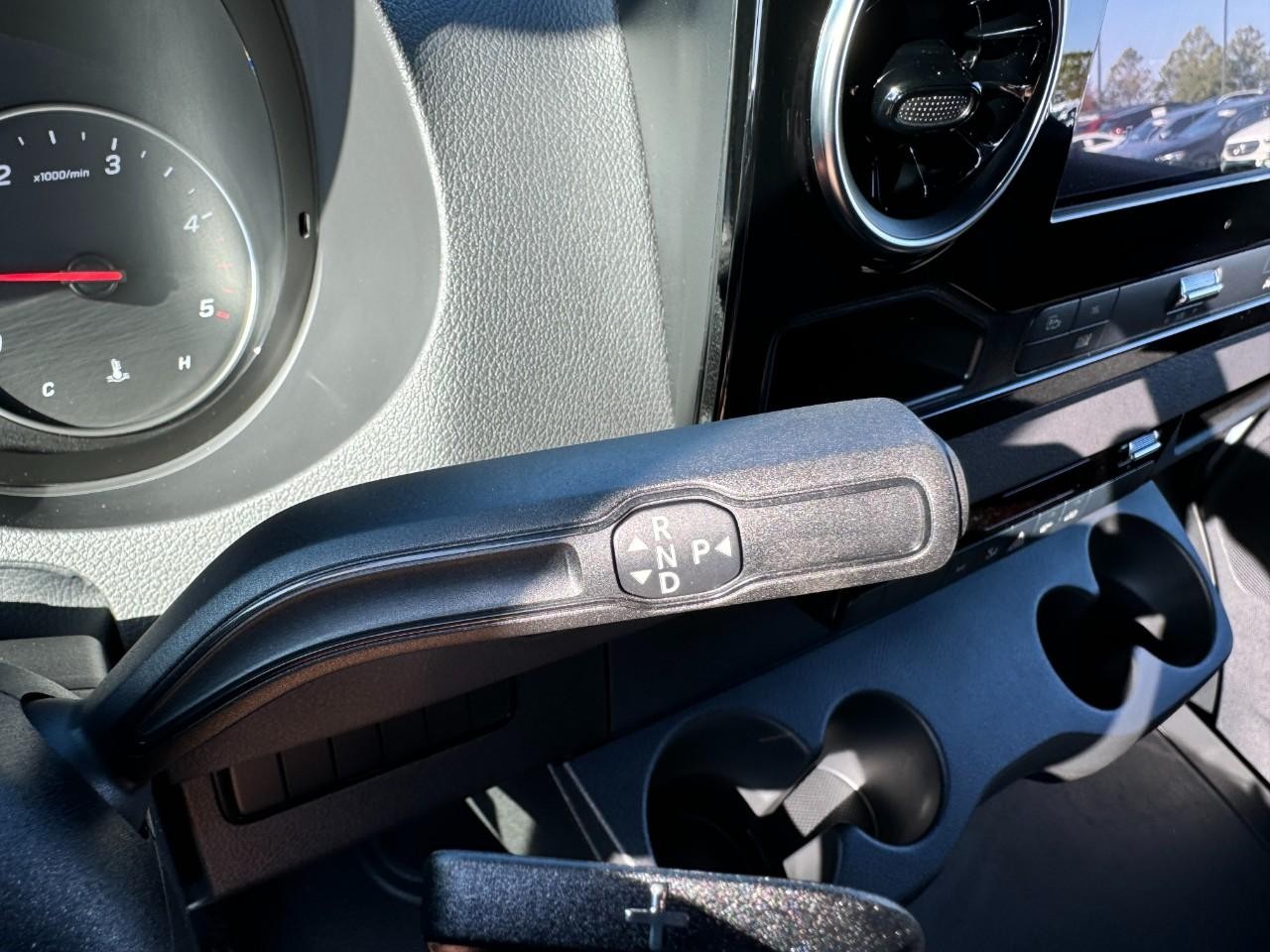 Mercedes-Benz Sprinter Cargo Van Vehicle Full-screen Gallery Image 29