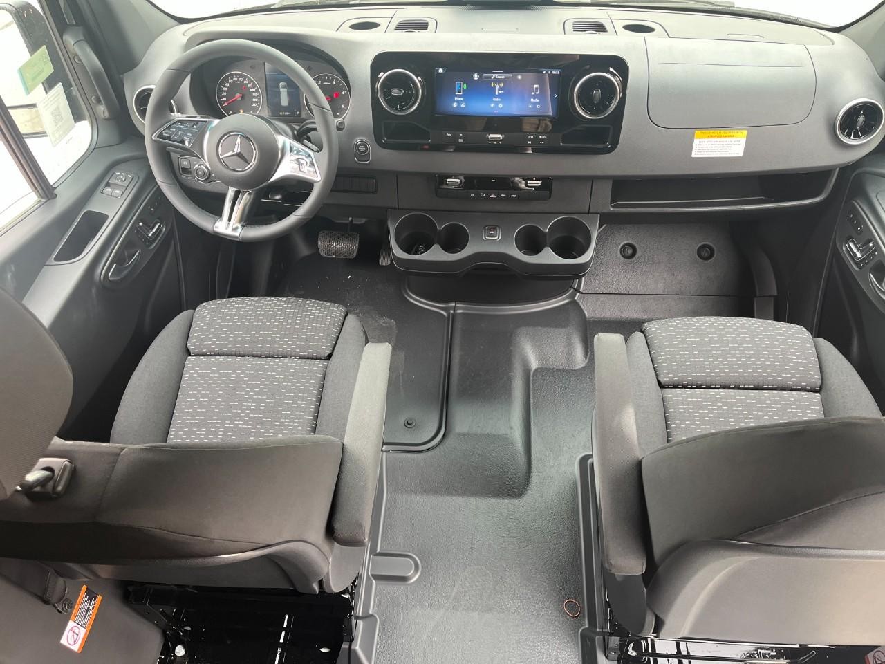 Mercedes-Benz Sprinter Cargo Van Vehicle Full-screen Gallery Image 18