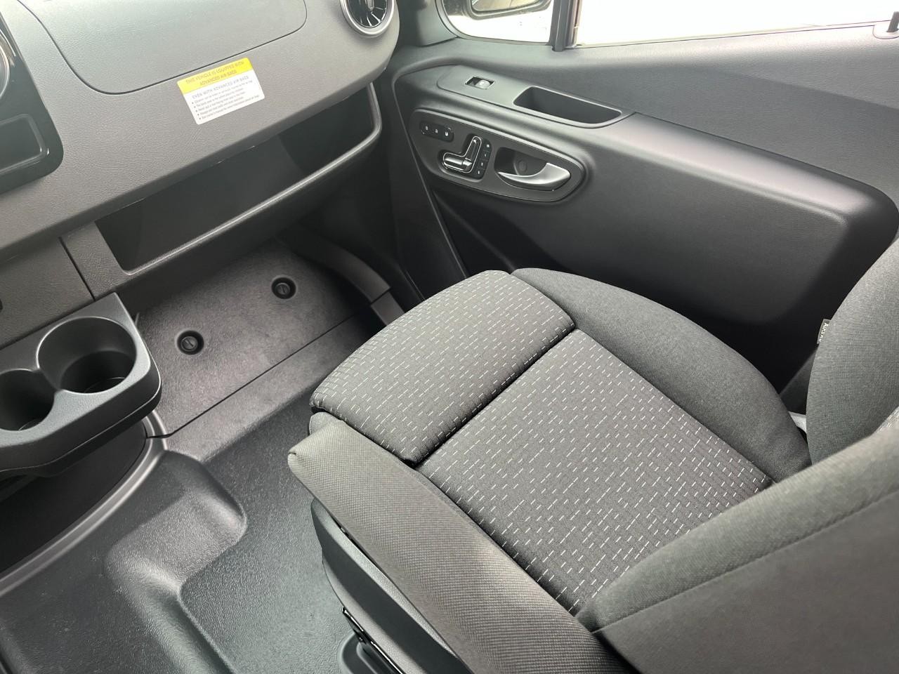 Mercedes-Benz Sprinter Cargo Van Vehicle Full-screen Gallery Image 22