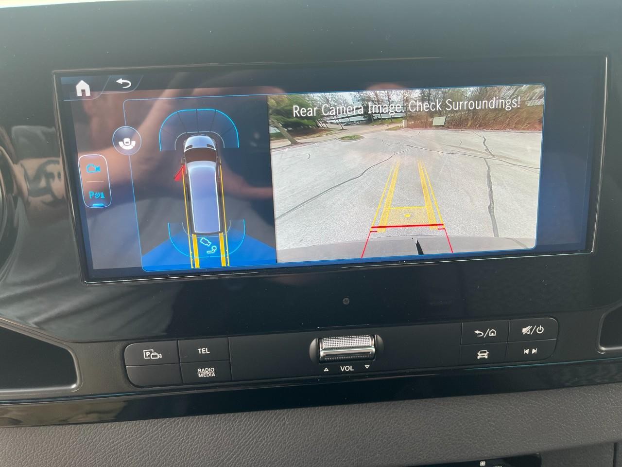 Mercedes-Benz Sprinter Cargo Van Vehicle Full-screen Gallery Image 29