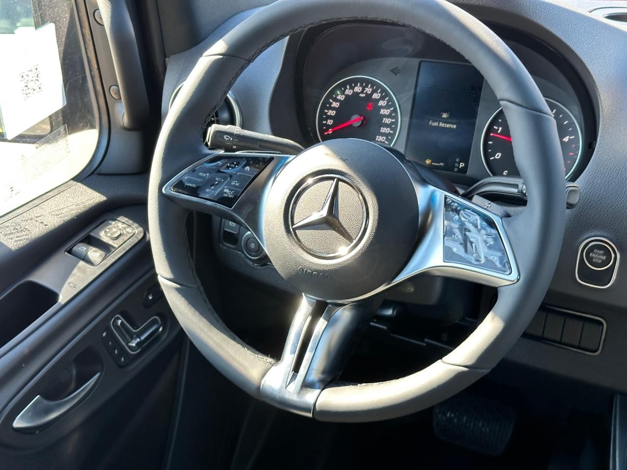 Mercedes-Benz Sprinter Cargo Van Vehicle Full-screen Gallery Image 18