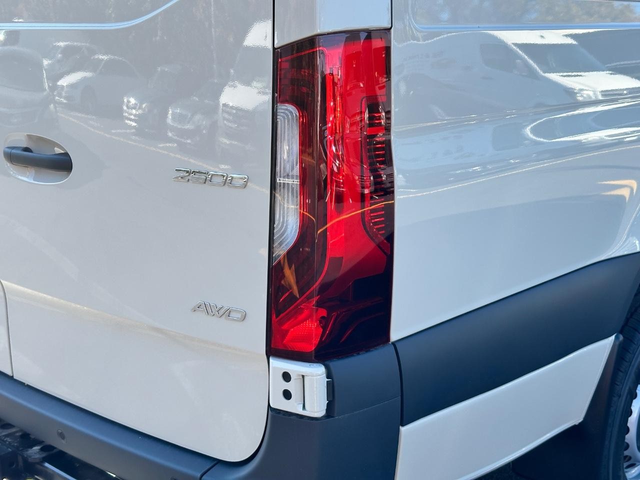 Mercedes-Benz Sprinter Cargo Van Vehicle Full-screen Gallery Image 12