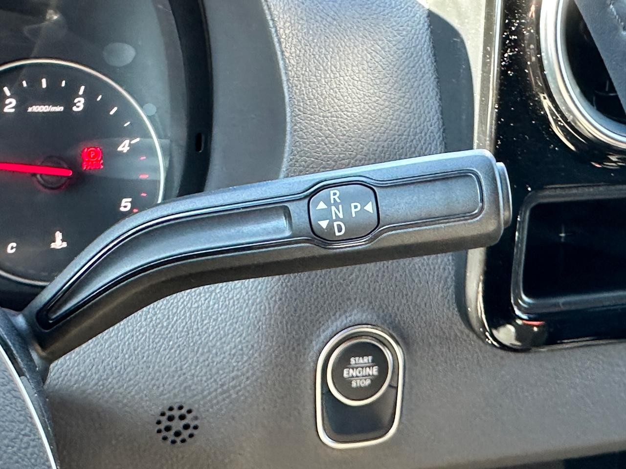 Mercedes-Benz Sprinter Cargo Van Vehicle Full-screen Gallery Image 22