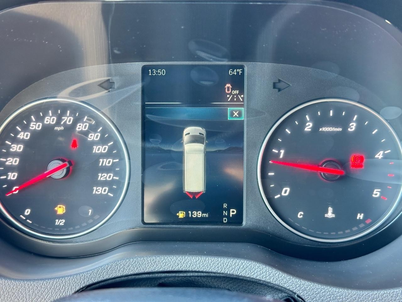 Mercedes-Benz Sprinter Cargo Van Vehicle Full-screen Gallery Image 29