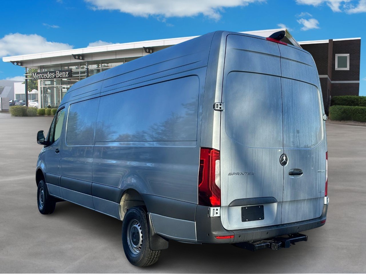Mercedes-Benz Sprinter Cargo Van Vehicle Full-screen Gallery Image 3