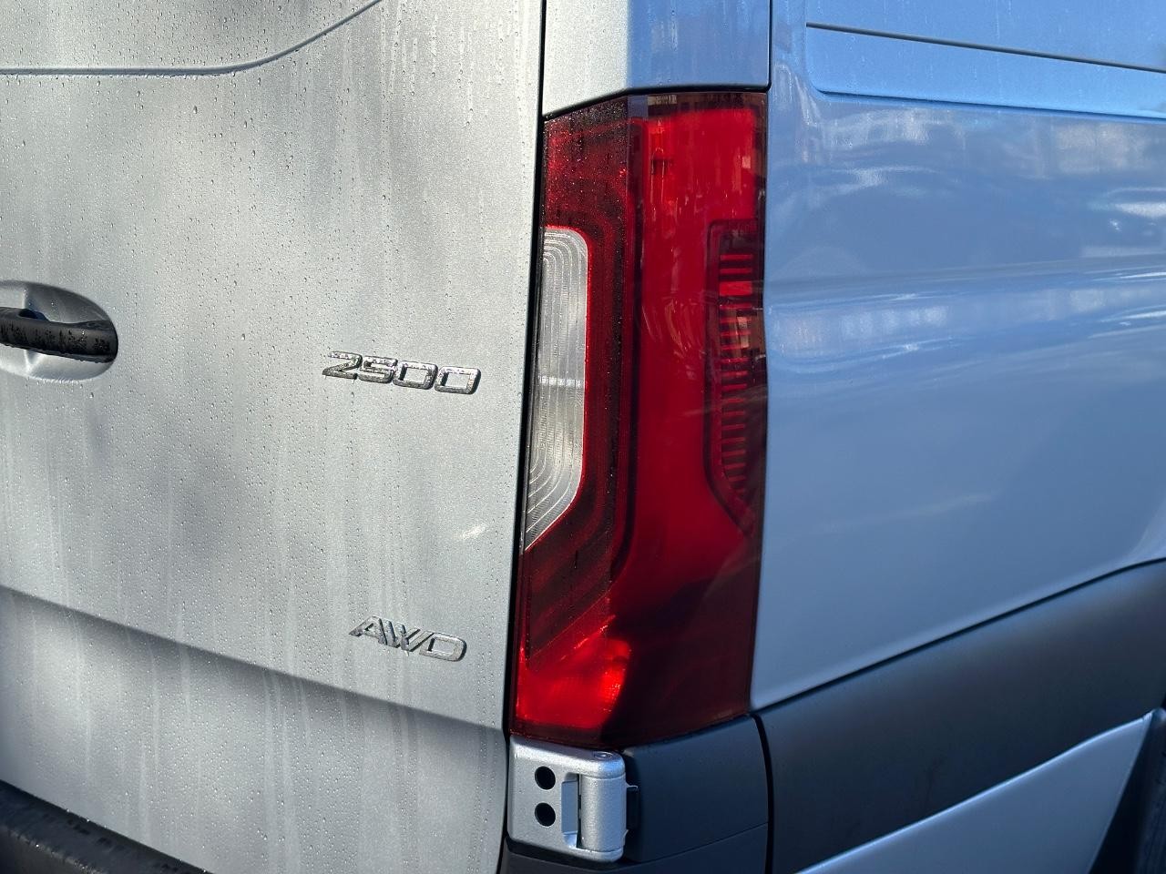 Mercedes-Benz Sprinter Cargo Van Vehicle Full-screen Gallery Image 12