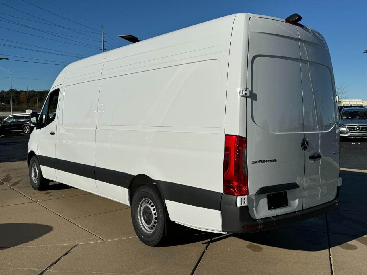 Mercedes-Benz Sprinter Cargo Van Vehicle Full-screen Gallery Image 3