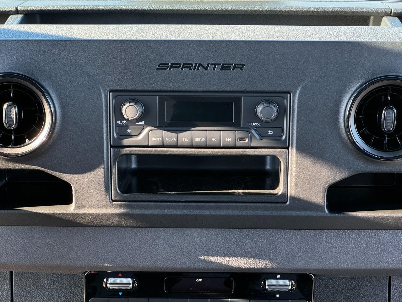 Mercedes-Benz Sprinter Cargo Van Vehicle Full-screen Gallery Image 8