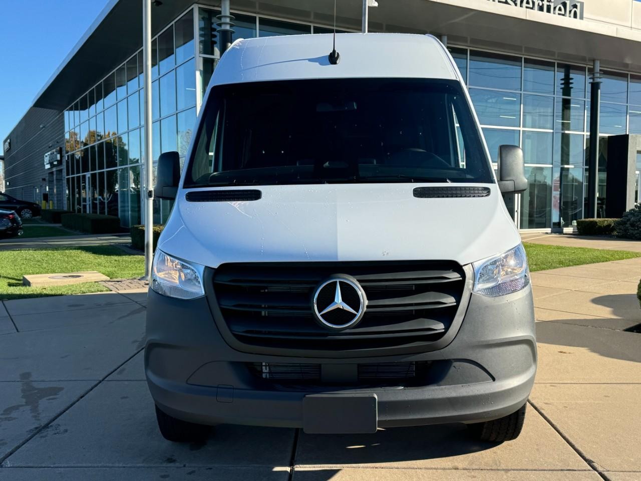 Mercedes-Benz Sprinter Cargo Van Vehicle Full-screen Gallery Image 14