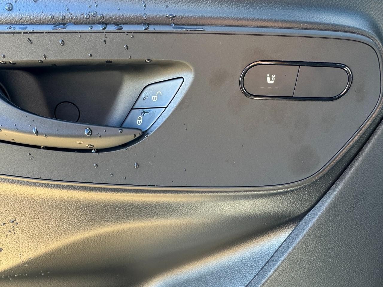 Mercedes-Benz Sprinter Cargo Van Vehicle Full-screen Gallery Image 23