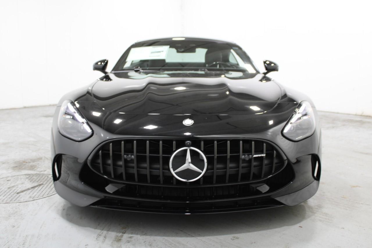 Mercedes-Benz AMG GT Vehicle Full-screen Gallery Image 7