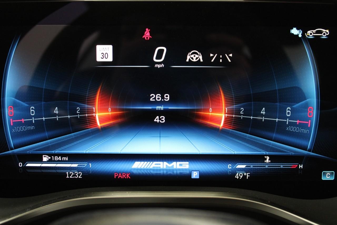 Mercedes-Benz AMG GT Vehicle Full-screen Gallery Image 21