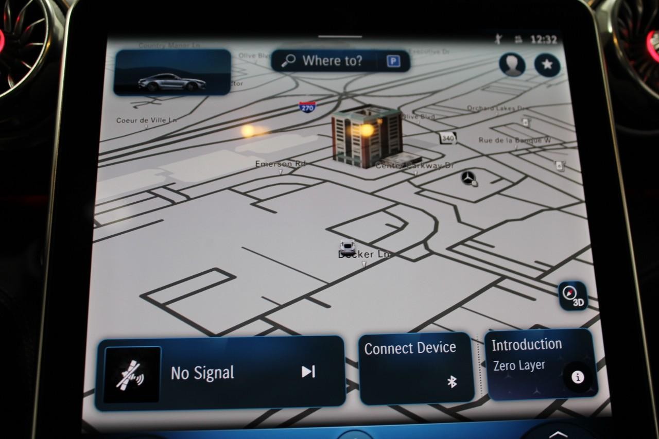 Mercedes-Benz AMG GT Vehicle Full-screen Gallery Image 22