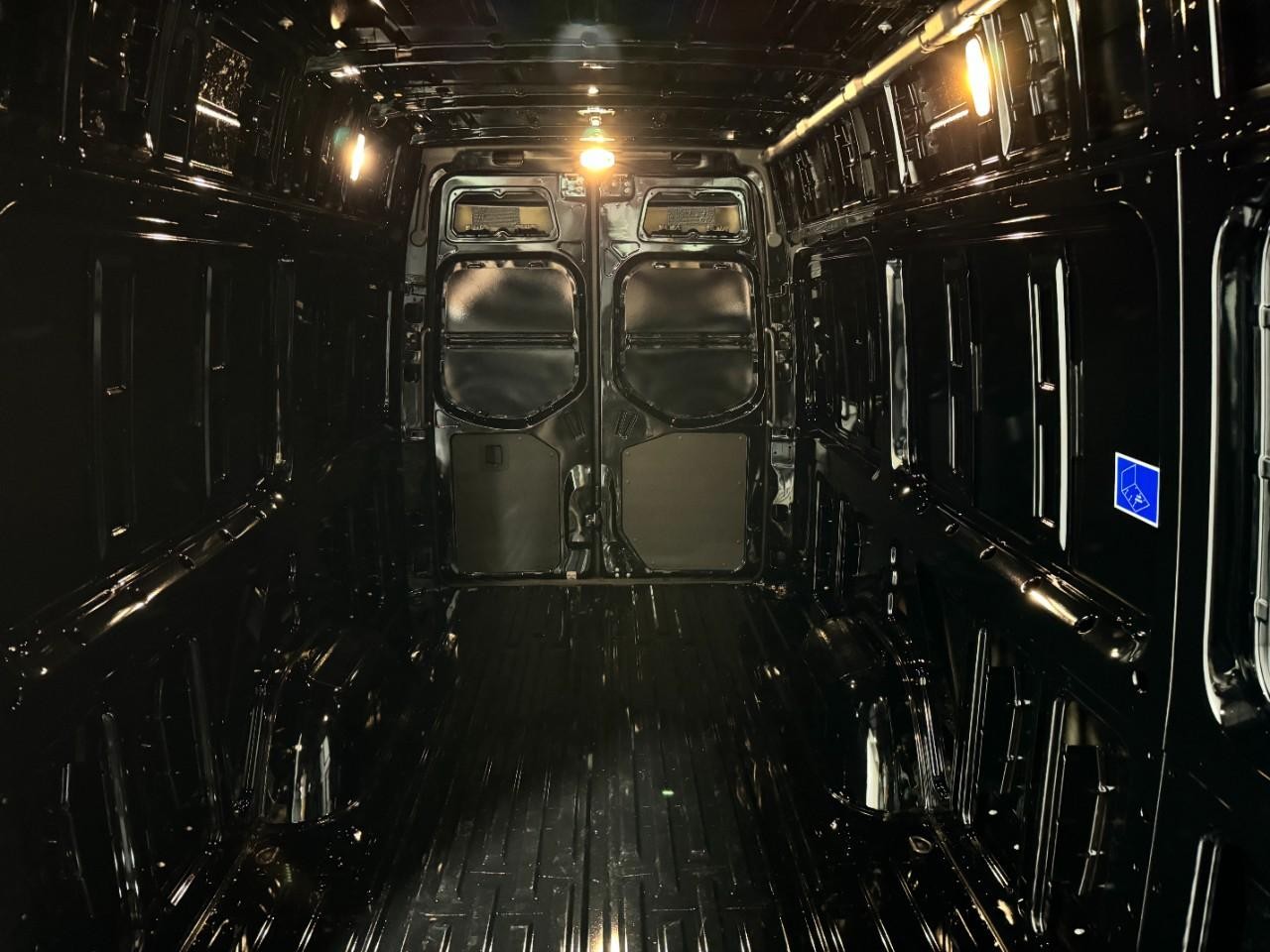 Mercedes-Benz Sprinter Cargo Van Vehicle Full-screen Gallery Image 11