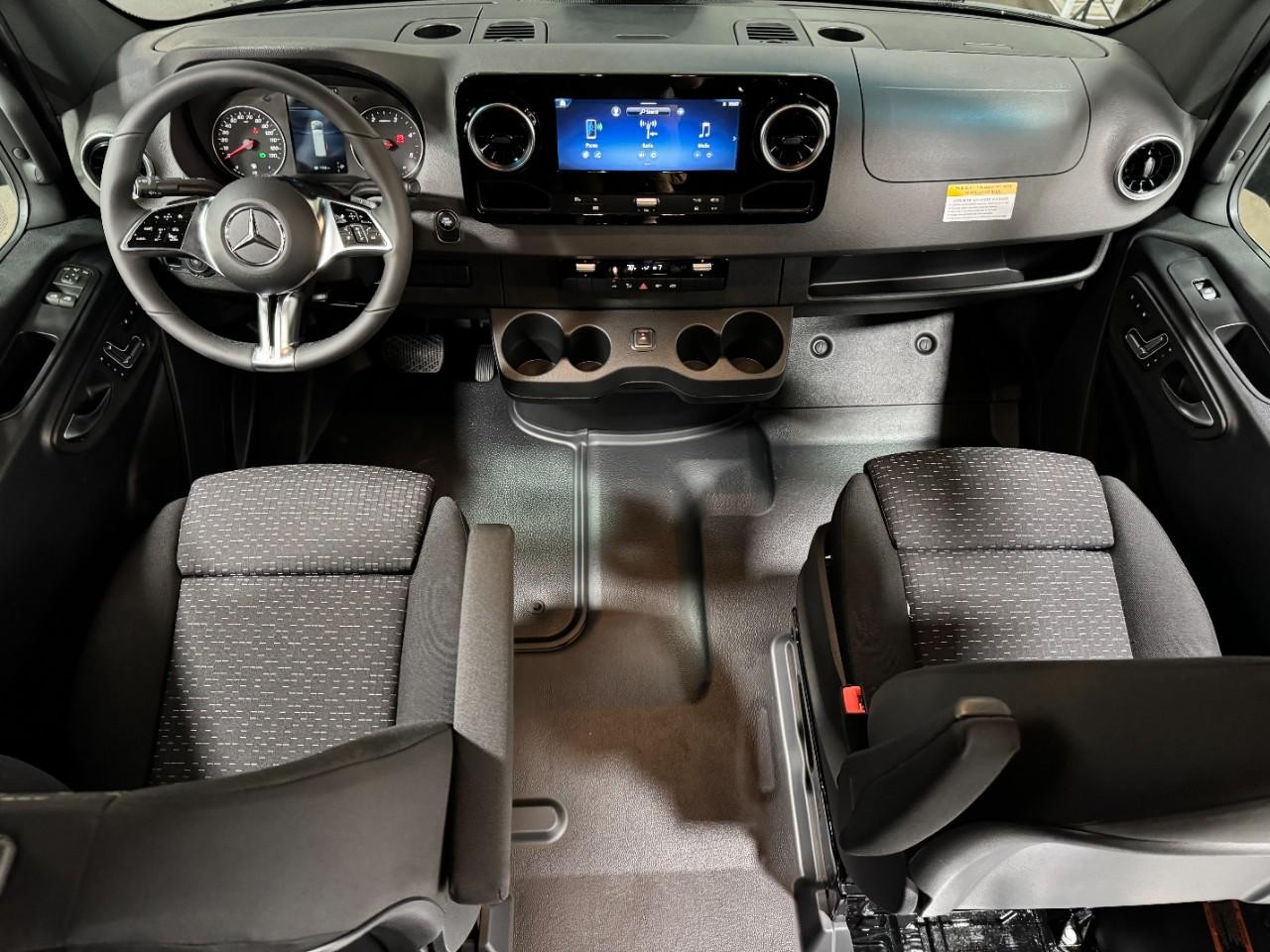 Mercedes-Benz Sprinter Cargo Van Vehicle Full-screen Gallery Image 12