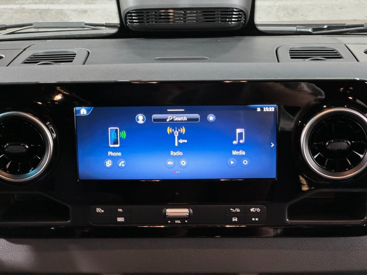 Mercedes-Benz Sprinter Cargo Van Vehicle Full-screen Gallery Image 14