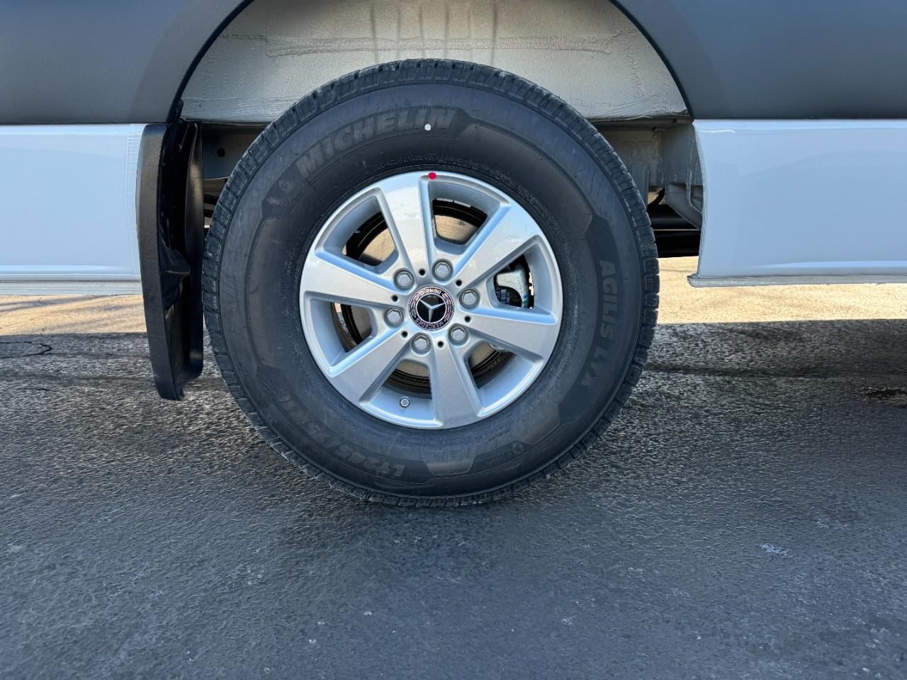 Mercedes-Benz Sprinter Cargo Van Vehicle Full-screen Gallery Image 5