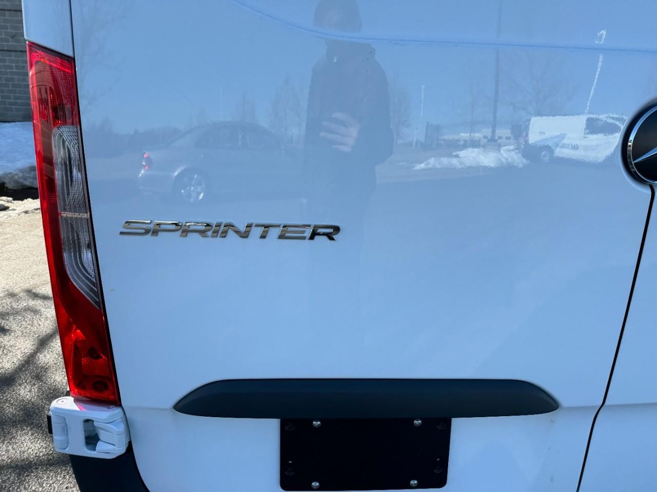 Mercedes-Benz Sprinter Cargo Van Vehicle Full-screen Gallery Image 13