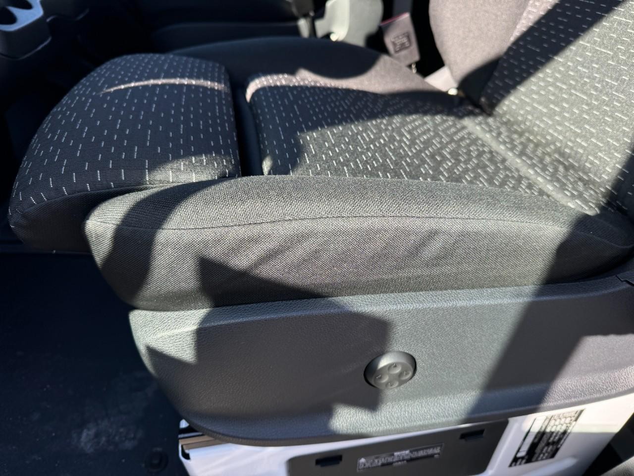 Mercedes-Benz Sprinter Cargo Van Vehicle Full-screen Gallery Image 23