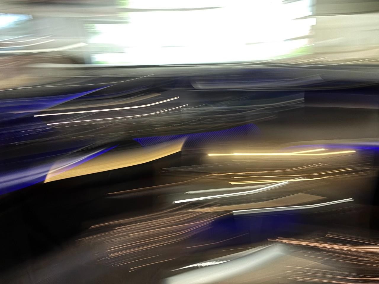 Mercedes-Benz GLC Vehicle Full-screen Gallery Image 18