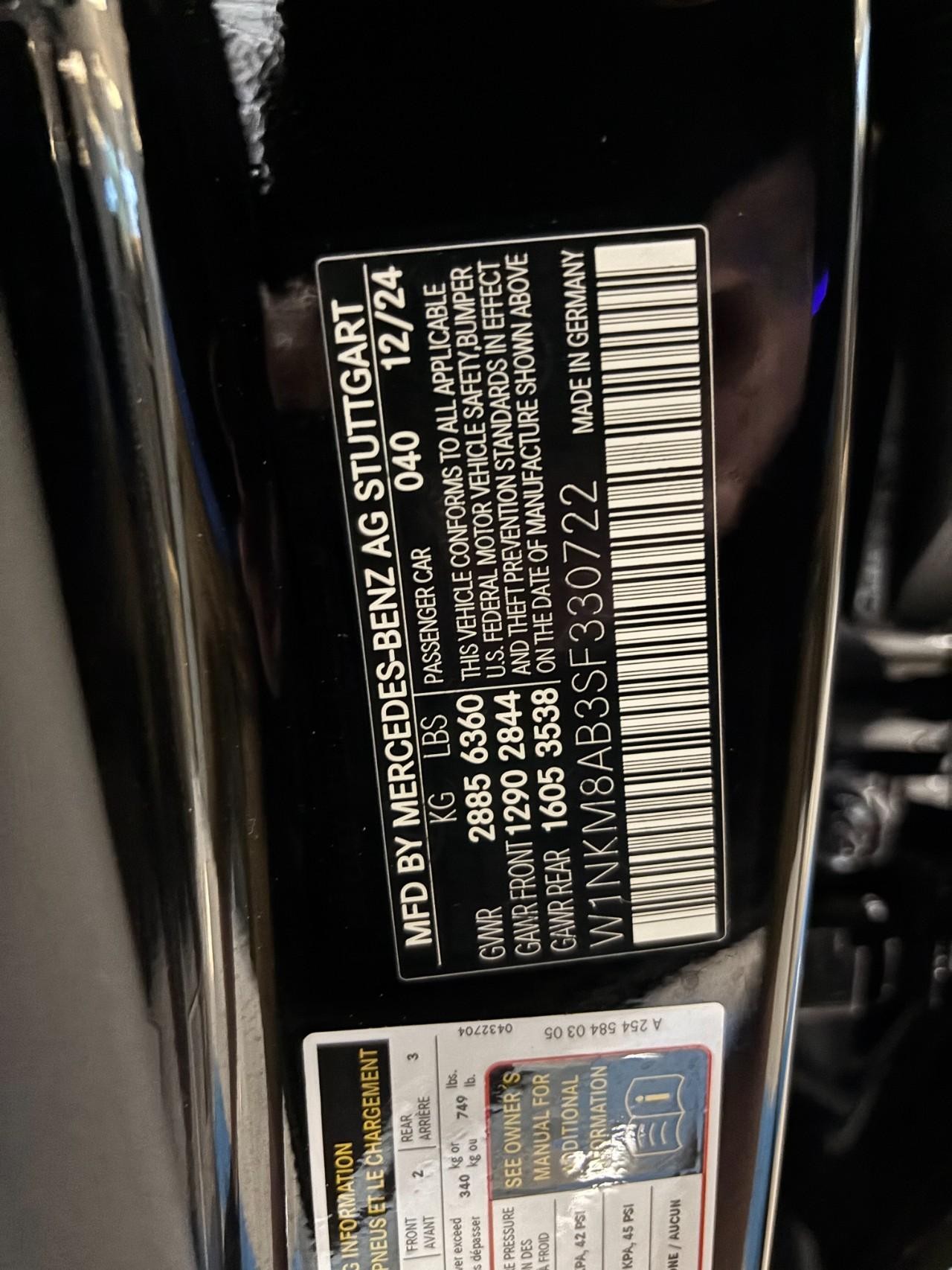 Mercedes-Benz GLC Vehicle Full-screen Gallery Image 39