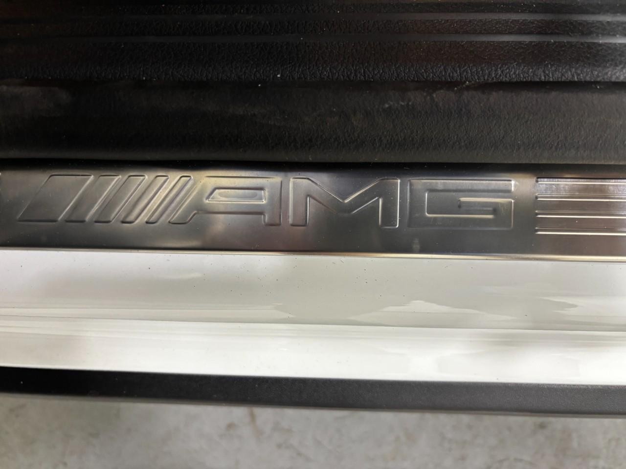 Mercedes-Benz GLB Vehicle Full-screen Gallery Image 40