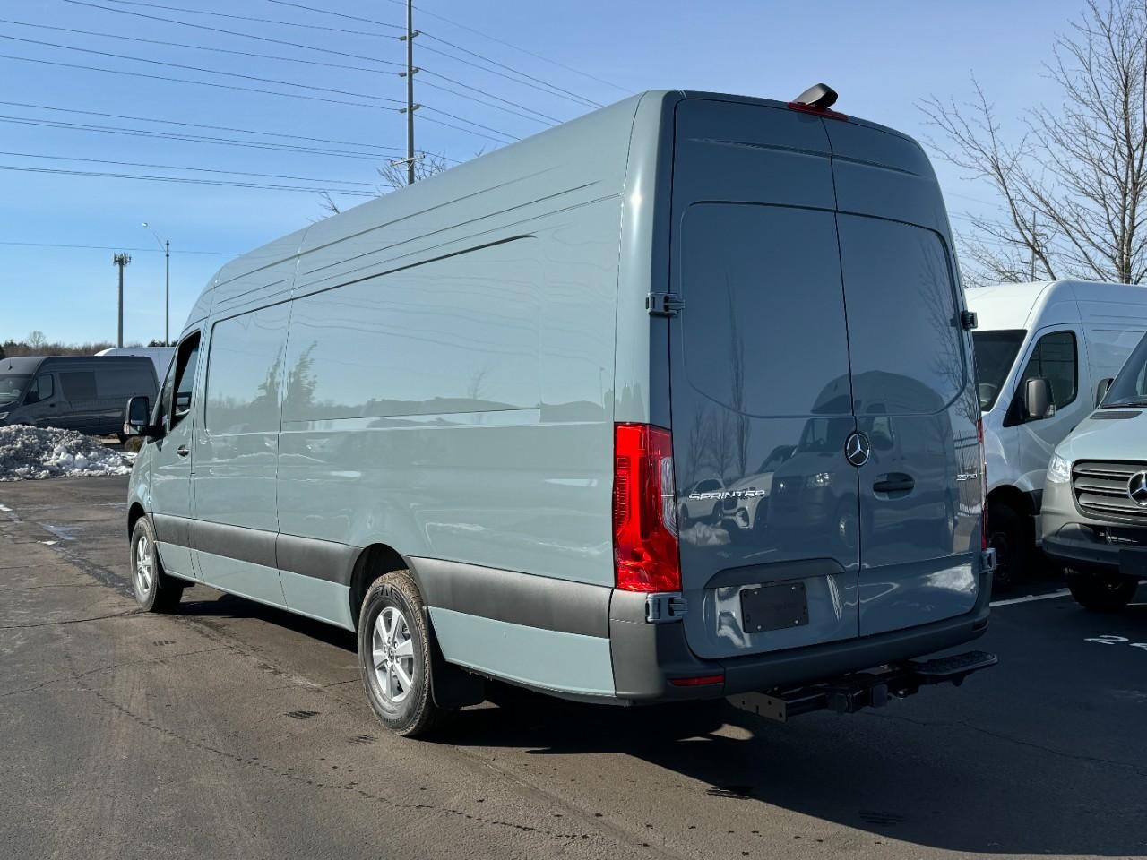 Mercedes-Benz Sprinter Cargo Van Vehicle Full-screen Gallery Image 3
