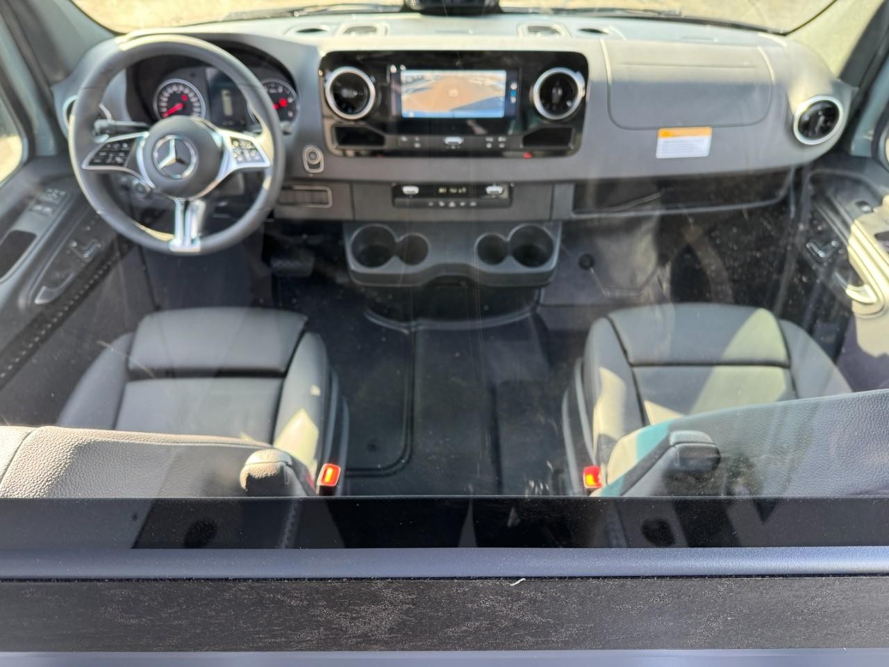 Mercedes-Benz Sprinter Cargo Van Vehicle Full-screen Gallery Image 6