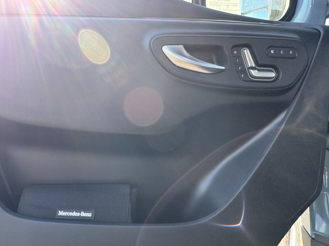 Mercedes-Benz Sprinter Cargo Van Vehicle Full-screen Gallery Image 22