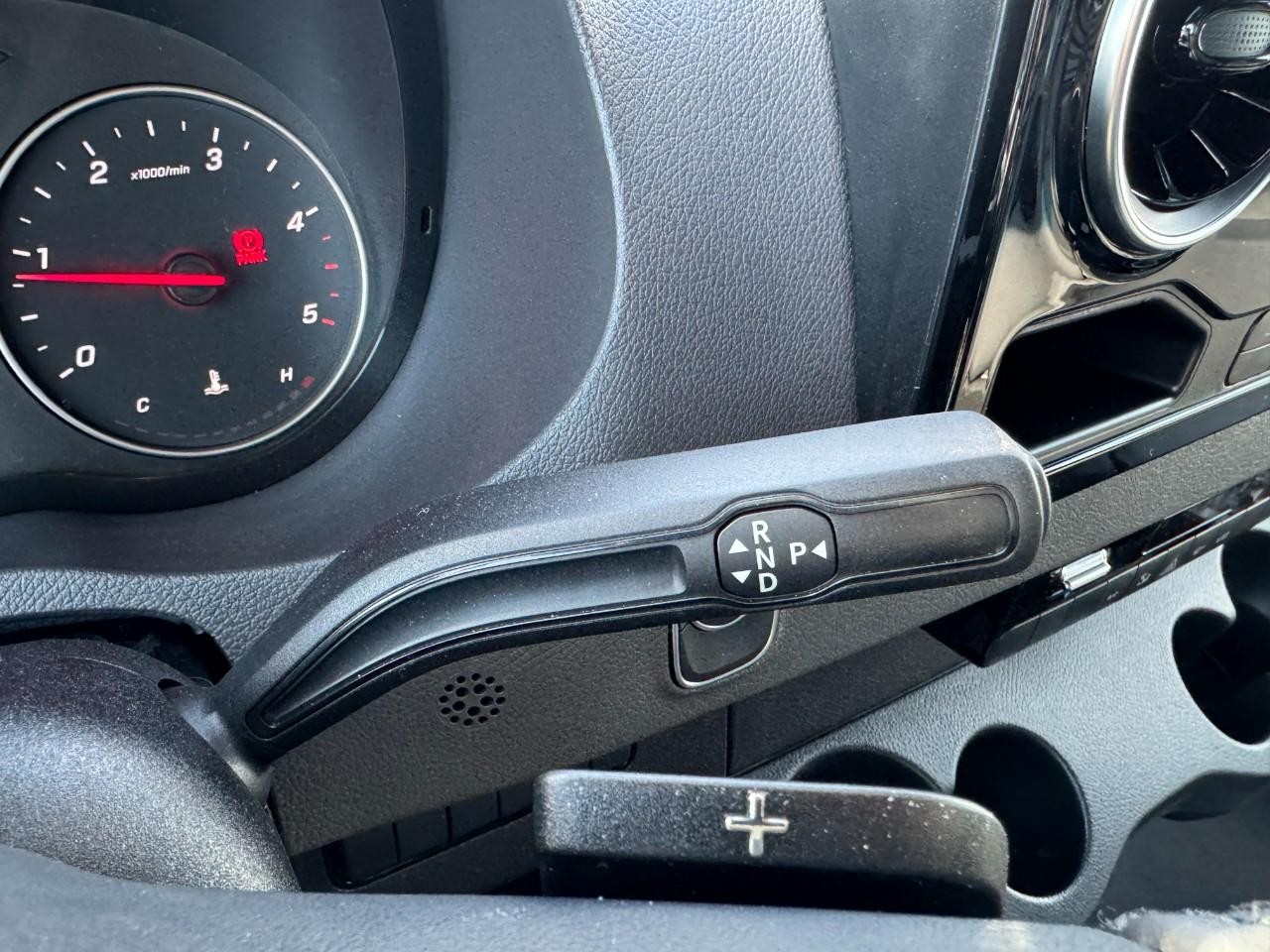 Mercedes-Benz Sprinter Cargo Van Vehicle Full-screen Gallery Image 31