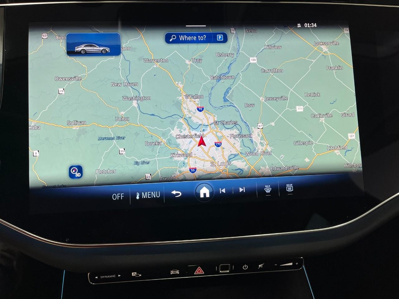 Mercedes-Benz E-Class Vehicle Full-screen Gallery Image 25