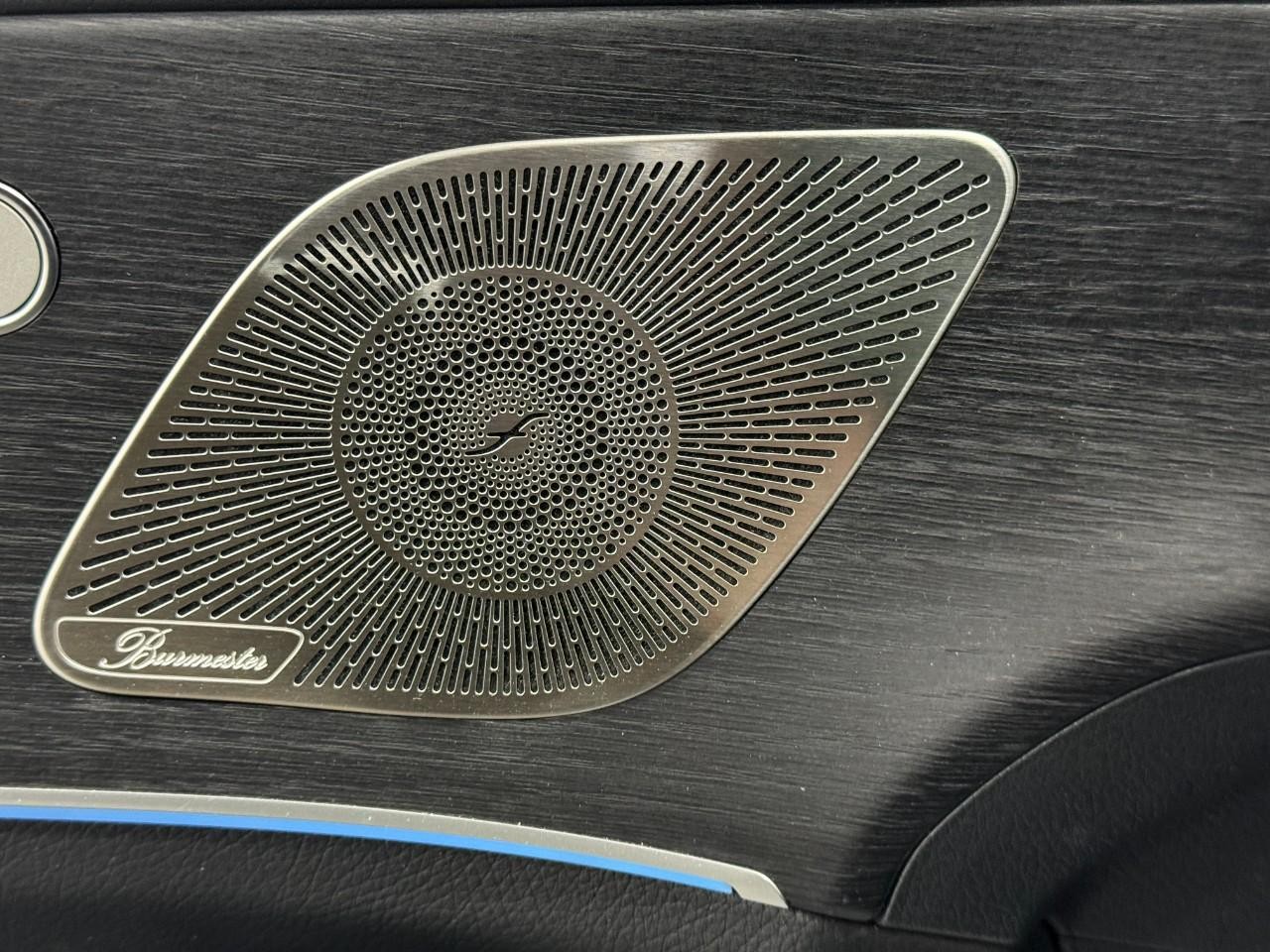 Mercedes-Benz GLS Vehicle Full-screen Gallery Image 25