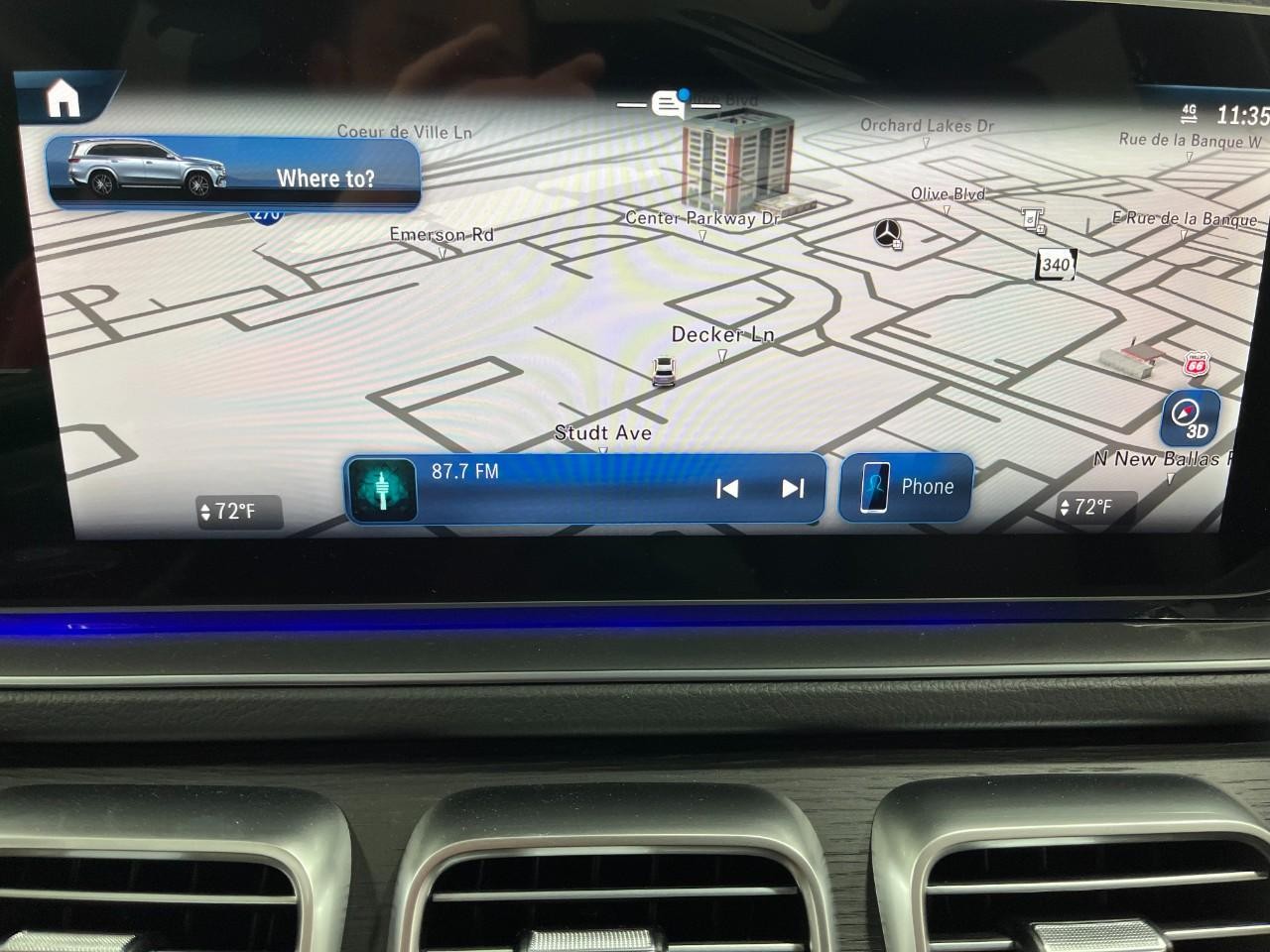 Mercedes-Benz GLS Vehicle Full-screen Gallery Image 26